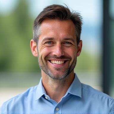 Professionelles Porträt von Marco Baumann